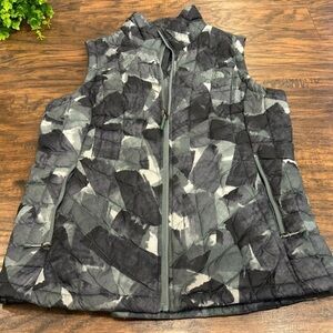 WOMENS THE NORTH FACE Thermoball Insulated lightweight Vest Layer Warm Small